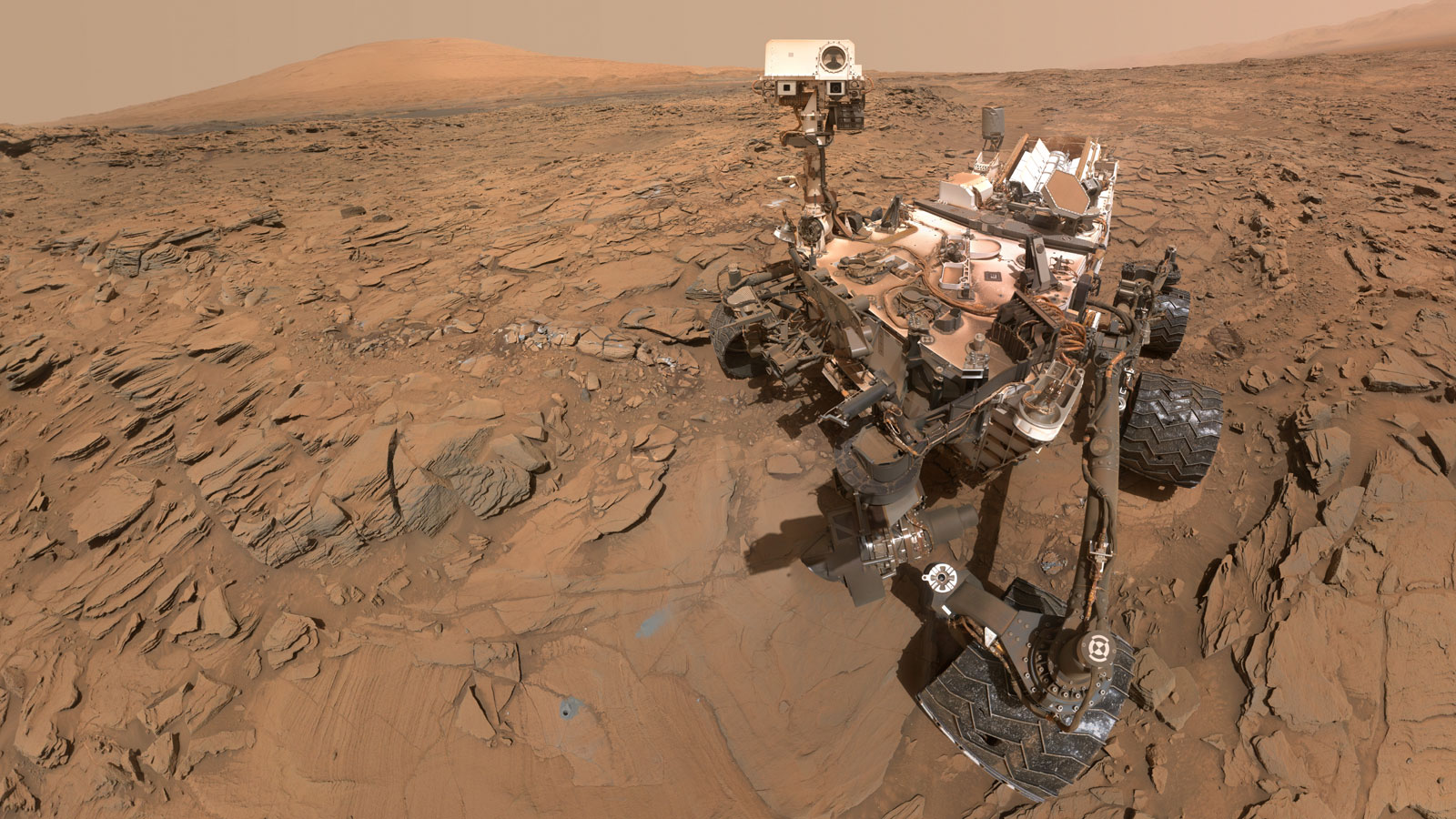 Mars Rover Curiosity Bounces Back from Glitch